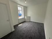 Deal! 2 bedroom terraced house for rent in Herbert...