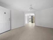 Cozy 3/42 Murev Way, Carrara, QLD 4211