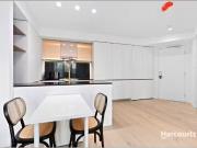 New 3520/228 La Trobe Street, MELBOURNE Apartment for...