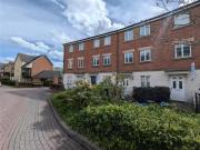 For Rent! 3 BA 4 bedroom terraced house for rent in...