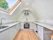 Cheap 3 bedroom apartment for rent in Flat 2, Stansted...