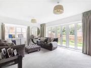 For Rent! 3 bedroom detached house for rent in Reeves...