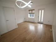 Deal! 3 bedroom house for rent in Parkgate Mews,...