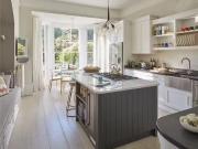 Rental! 3 bedroom maisonette for rent in Harley Villa,...