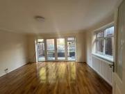Cozy 3 bedroom terraced house for rent in Croydon Rd...