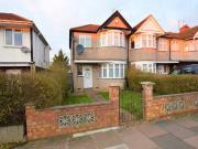 Deal! 3 BR Warden Avenue, Rayners Lane