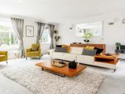 Deal! 4 bedroom house for rent in Thwaite Road, Poole, BH12