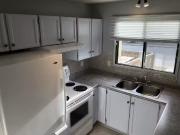New 4 Bedroom Renovated Spacious 4 Bed 2.5 Bath Duplexin