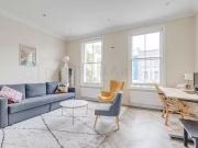 Just in! 4 bedroom town house to rent in Kentish Town,...