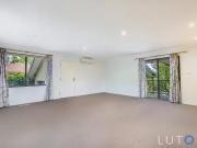 Charming 4 Besant Street, Pearce, ACT 2607