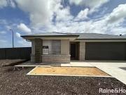 Deal! 4 BR 5 Allendale Drive, Munno Para Downs, SA 5115