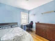 Deal! 57624397 148 Fentiman Avenue