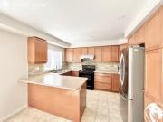 Nice 5 Viewforth Road, Brampton, Ontario L7A 0R2