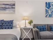 Deal! 616/480 Collins Street, MELBOURNE Apartment for...