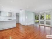 Charming 6 Amaroo Crescent, Wodonga, VIC 3690