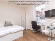 For Rent! 6 bedroom flat for rent in Flat 6, 83 Park...