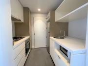 Deal! 905/33 Mackenzie Street, Melbourne Apartment for...