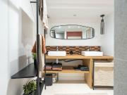 New air conditioned duplex Terrace, Lyon Amsterdam...