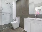 Rental! B603/31 Crown Street, Wollongong Apartment for...