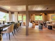 Luxurious 6 Bedrooms 4 bathrooms Family Chalet with...