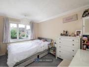 New Causeway, Reigate RH2, 3 bedroom semi detached house...