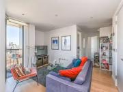 Charming Flat to rent in Black Prince Road, Albert...