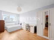 Rental! Flat to rent in Hall Street, London EC1V