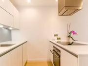 Cheap Flat to rent in Horizons Tower, Canary Wharf,...