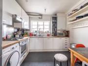 Just in! Flat to rent in Oman Avenue NW2, Cricklewood,...