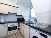 Just in! Flat to rent in Regents Plaza Apartments,...