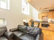 Cozy Flat to rent in Shepperton Road, London N1