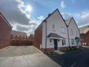 New Honey Lane, WARWICK