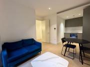 New Horizons Court, Brentford TW8, 1 bed flat to rent,...