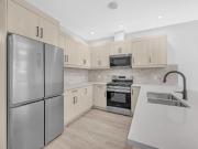 New Modern 3 Bed 2½ Bath 1400 sq' Townhouse...
