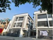 New Move in Ready Townhouses for Sale in Tandang Sora...