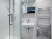 Just in! property to let in Valetta Road, London, W3 £1,350.