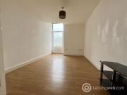 Cozy Property to rent in 118B High Street, Montrose,...