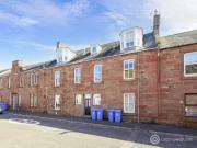 For Rent! Property to rent in 39B, Kinnaird Street,...