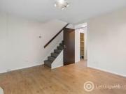 Cozy Property to rent in Canty Grove, Longniddry, East...