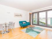 New Providence Wharf, Fairmont Avenue, London E14, 1 bed...