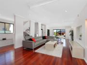 NEW Renovation Luxury Duplex Available now! Early move...