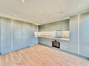 New Road Triangle, Feltham TW14, 2 bed flat to rent,...