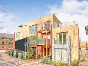 New Street, Cambridge CB1, 2 bed flat to rent, £1,600...