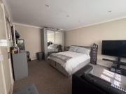 Deal! Studio flat for rent in Braemar Avenue, South...