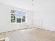 Cozy Studio flat for rent in Harbour Way, Folkestone, CT20