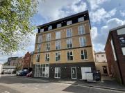 New studio in the heart of Southampton Has an Apartment