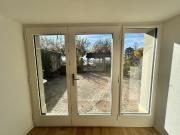 New studio just a stone’s throw from the lake,...