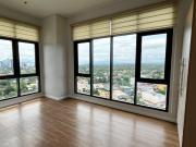 New Stylish 3 Bedroom Penthouse Unit for Lease in Viento...