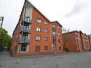 Newbold Walk, Hulme, Manchester M15, 2 bed flat to rent,...