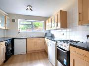 Newhaven Street, Brighton BN2, 4 bed semi detached house...